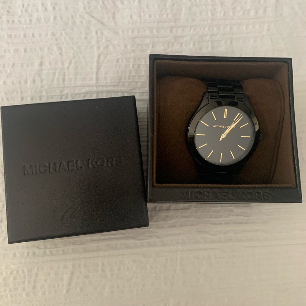 Michael Kors Watch - Picture 3 of 6